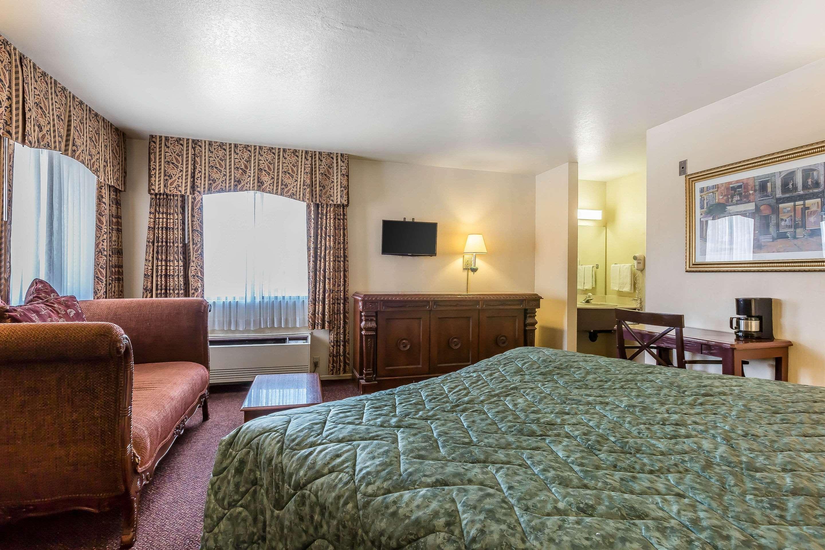 Rodeway Inn Magic Mountain Area Castaic Exterior photo