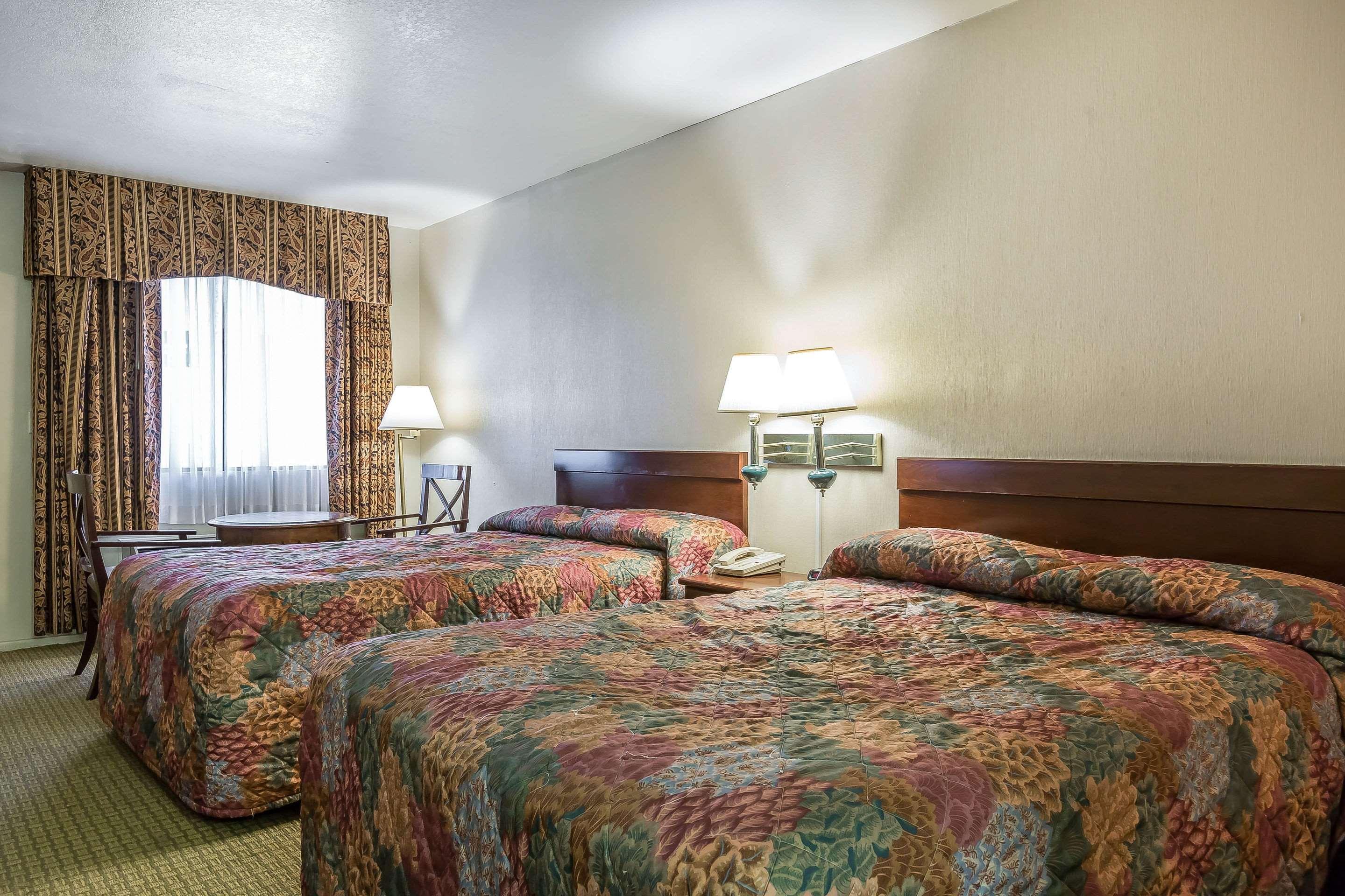 Rodeway Inn Magic Mountain Area Castaic Exterior photo