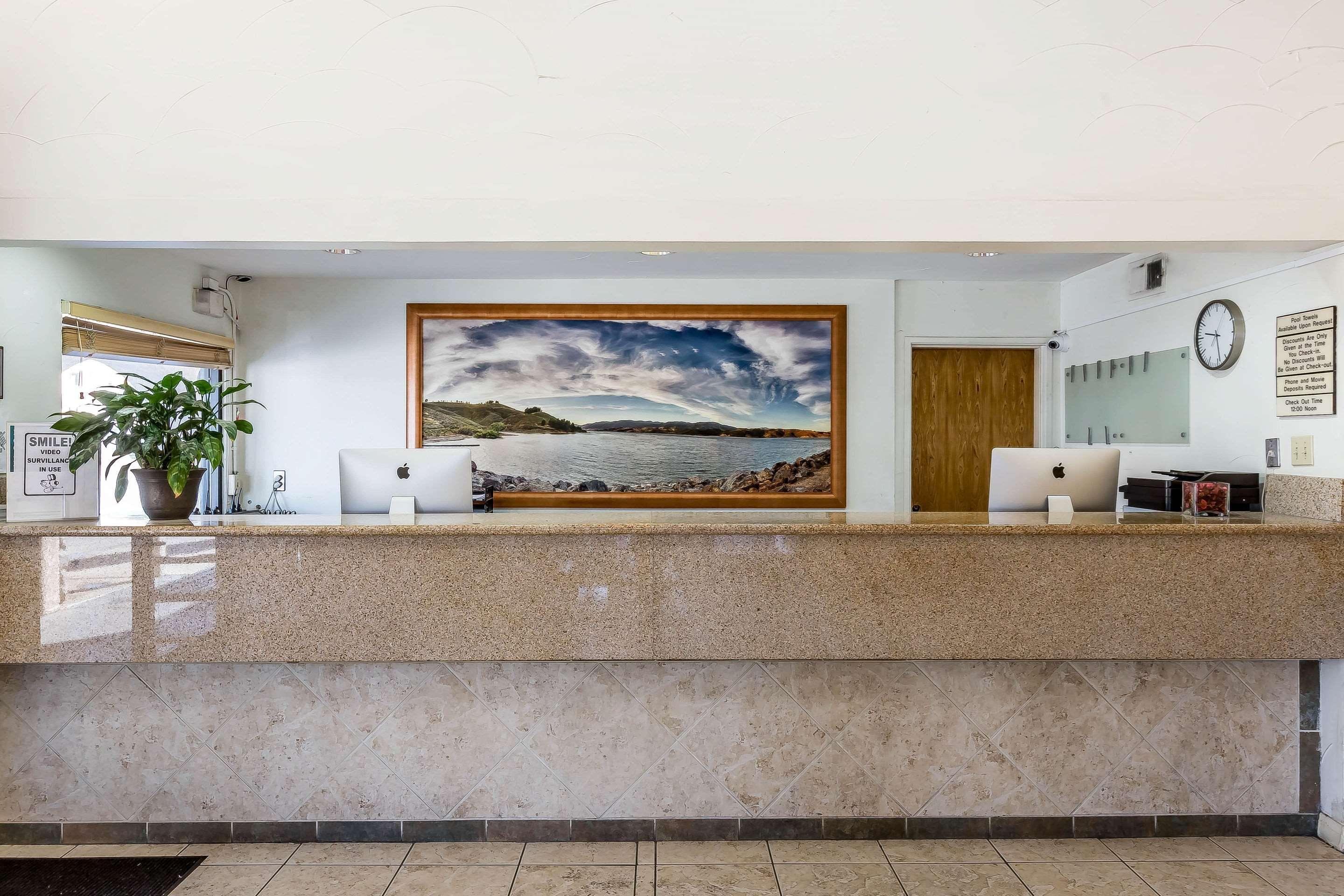 Rodeway Inn Magic Mountain Area Castaic Exterior photo