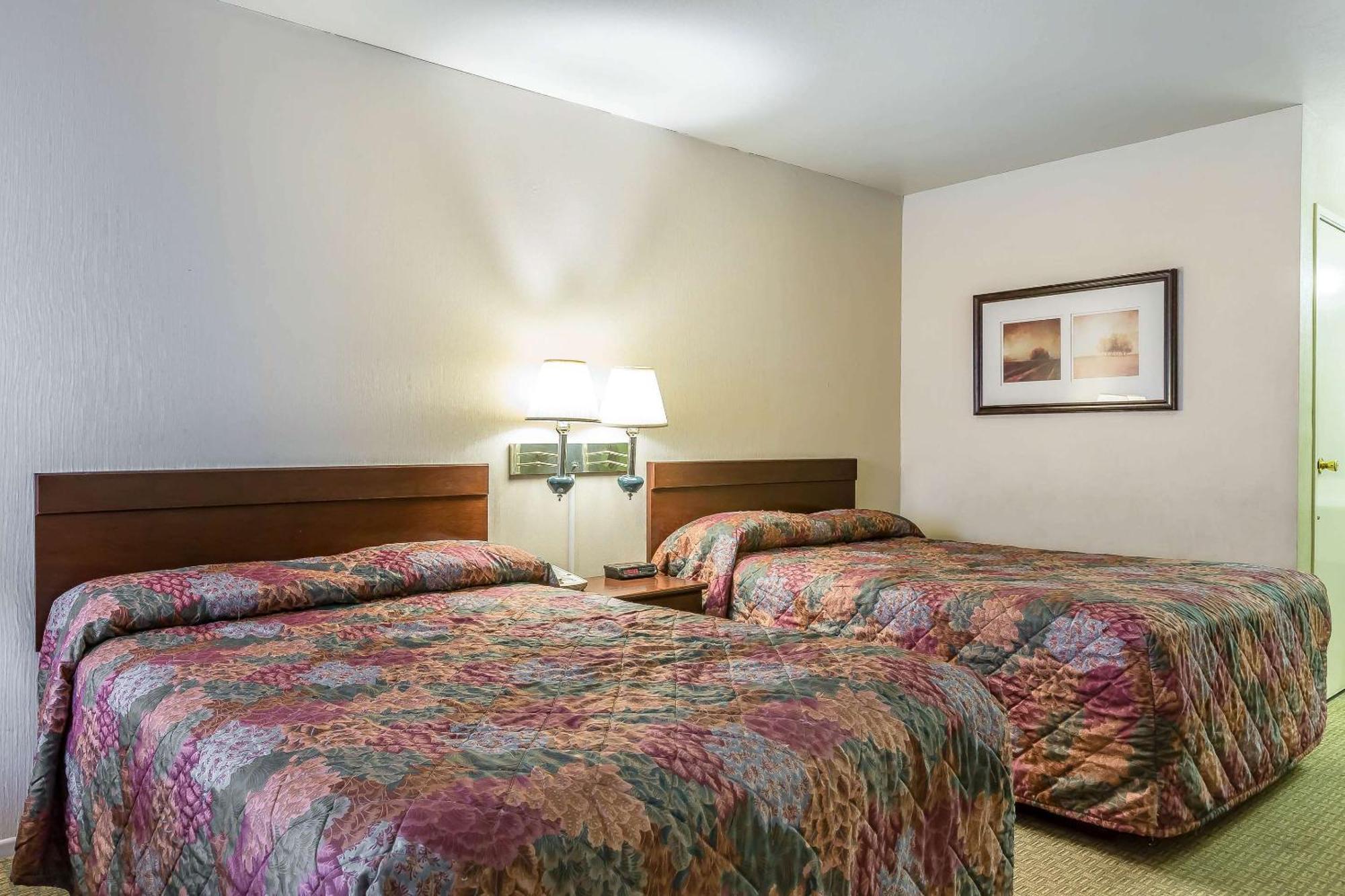 Rodeway Inn Magic Mountain Area Castaic Exterior photo