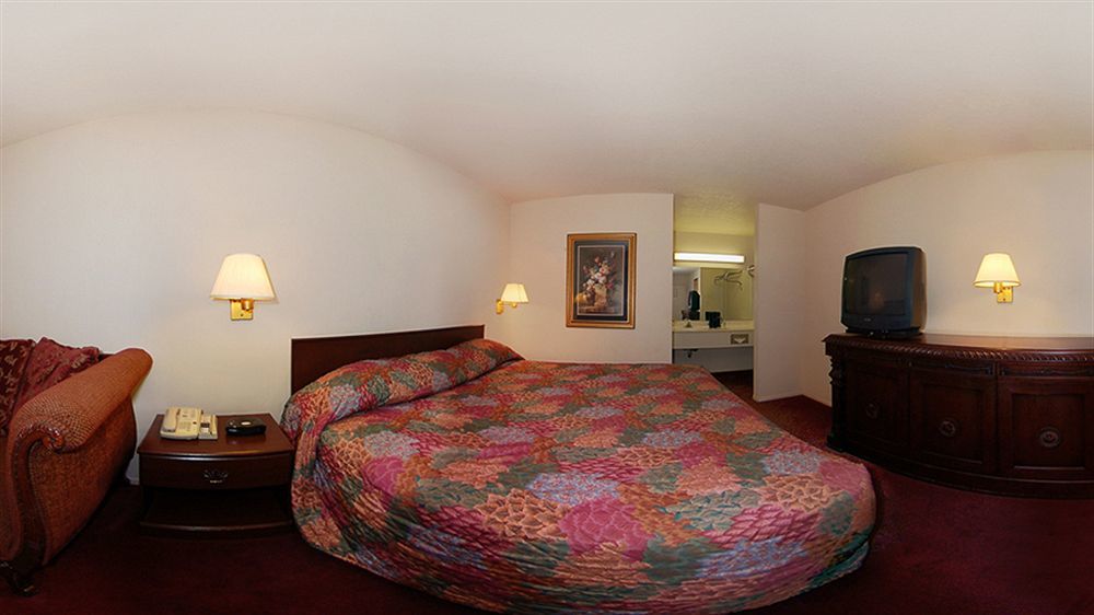 Rodeway Inn Magic Mountain Area Castaic Exterior photo