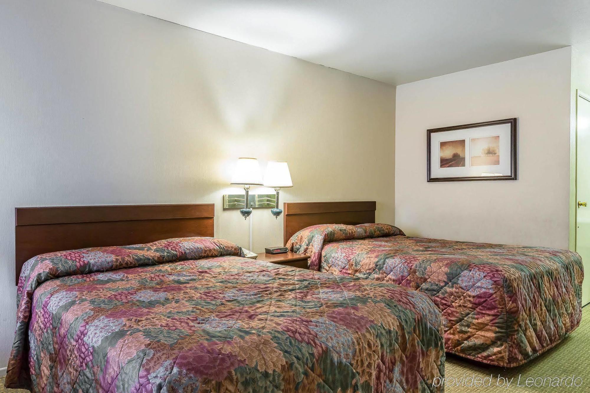 Rodeway Inn Magic Mountain Area Castaic Exterior photo
